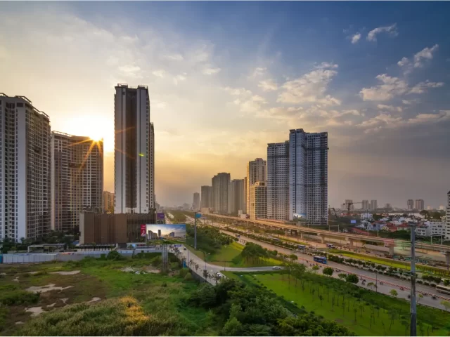 Top Reasons to Invest in Noida Extension